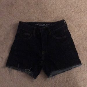 american eagle short shorts!!